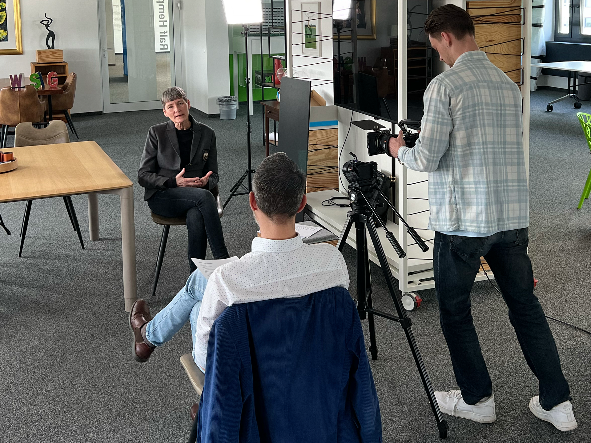 Behind The Scenes Aufnahme WISAG Interview Sabine Sass