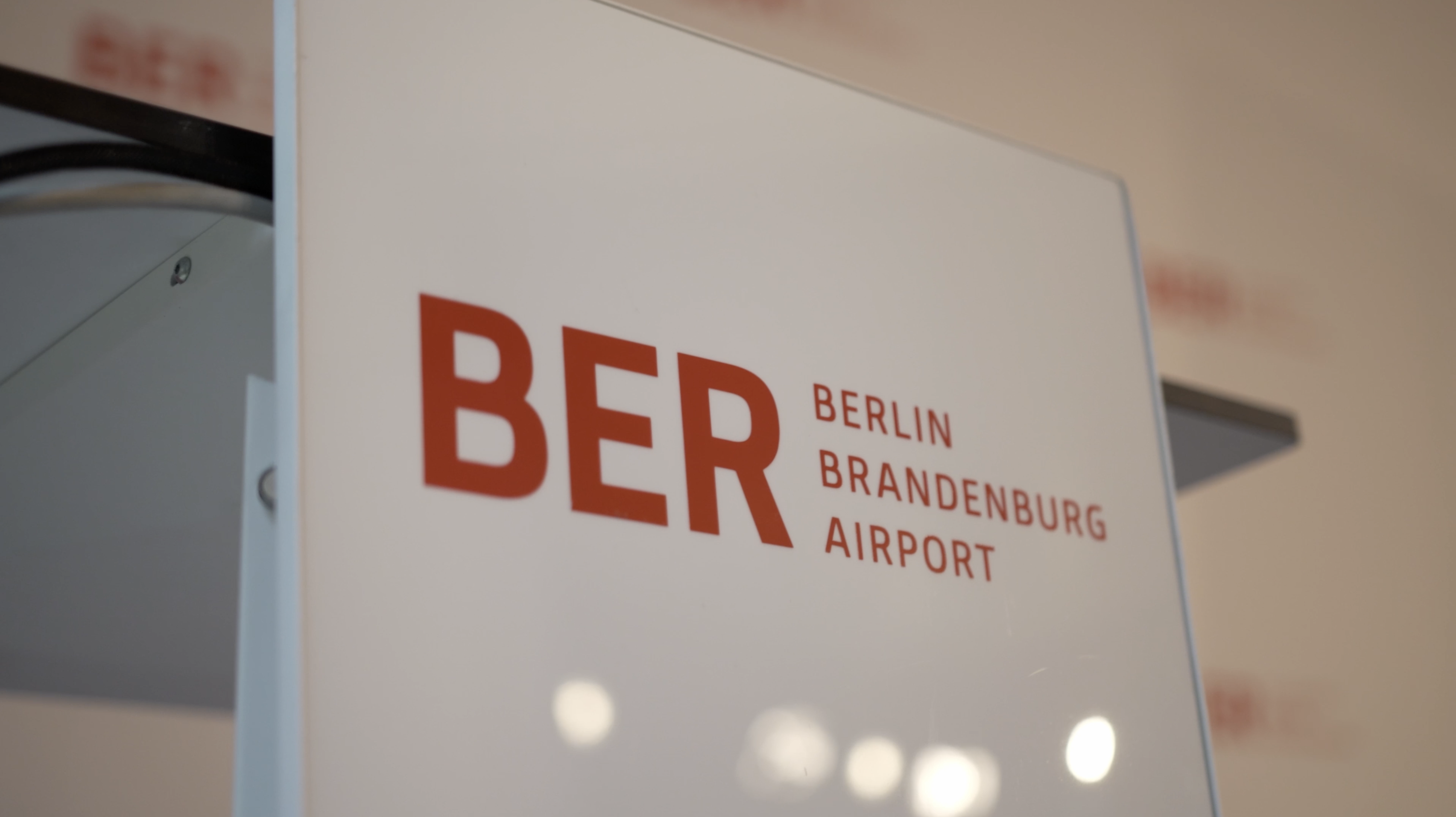 Berlin Brandenburg Airport BER Pressetribüne